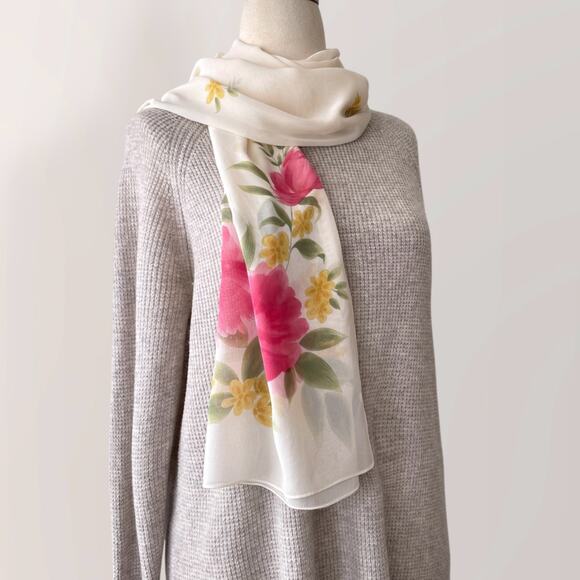 Vintage 100% Silk Scarf Wrap Sheer Botanical Floral Garden Romantic Timeless - Picture 4 of 8